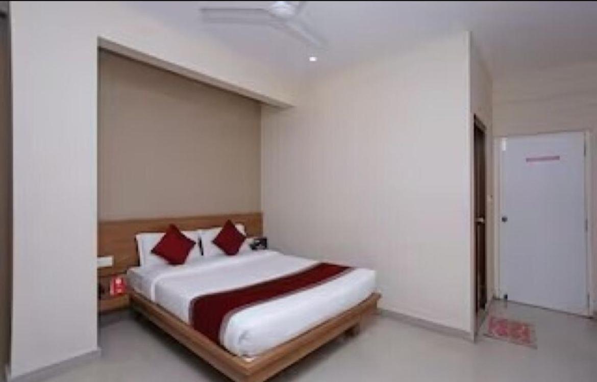 Samasth Rooms And Suits Maisúr Exteriér fotografie